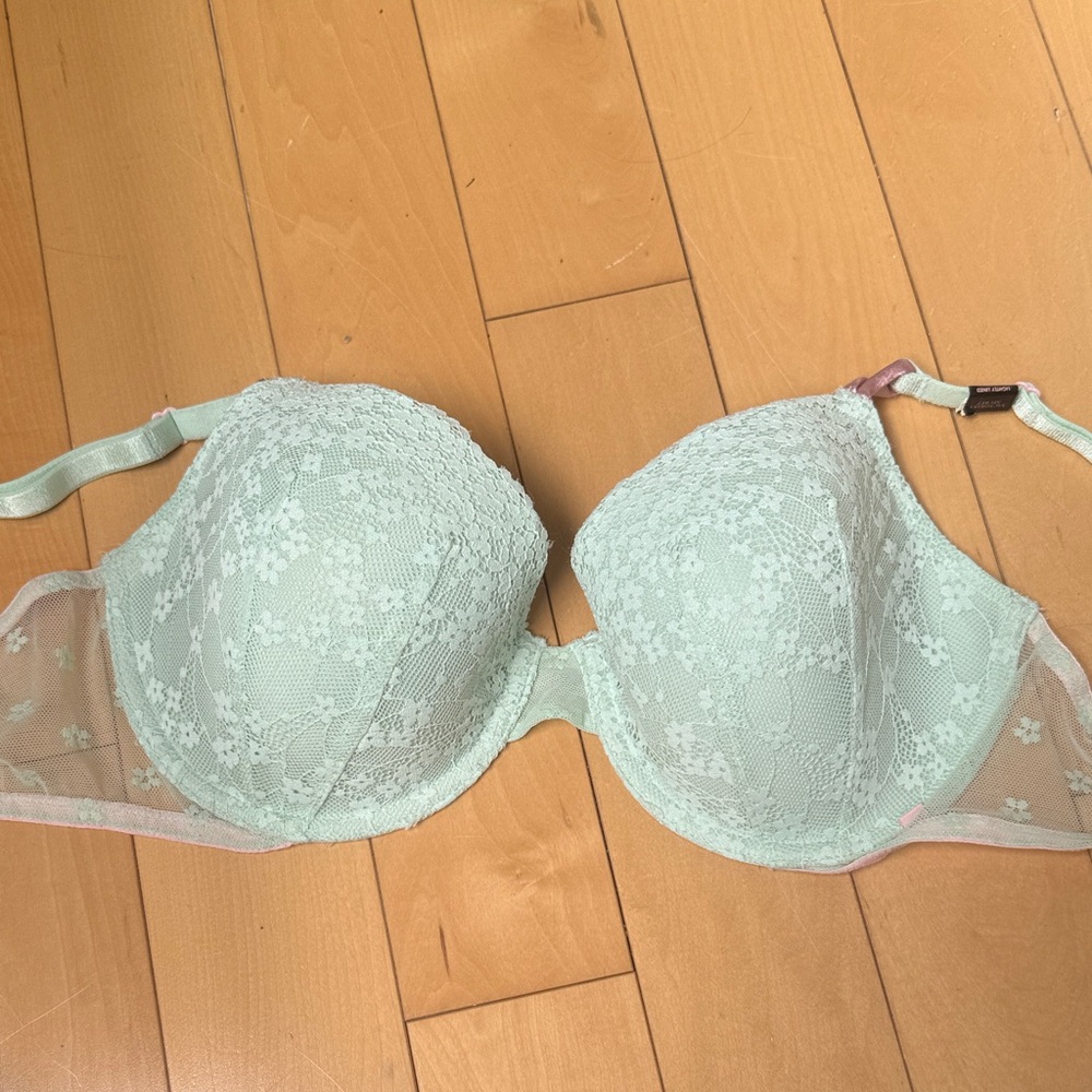 Lace Bra in Mint Green - Victoria’s Secret -  Women Intimates